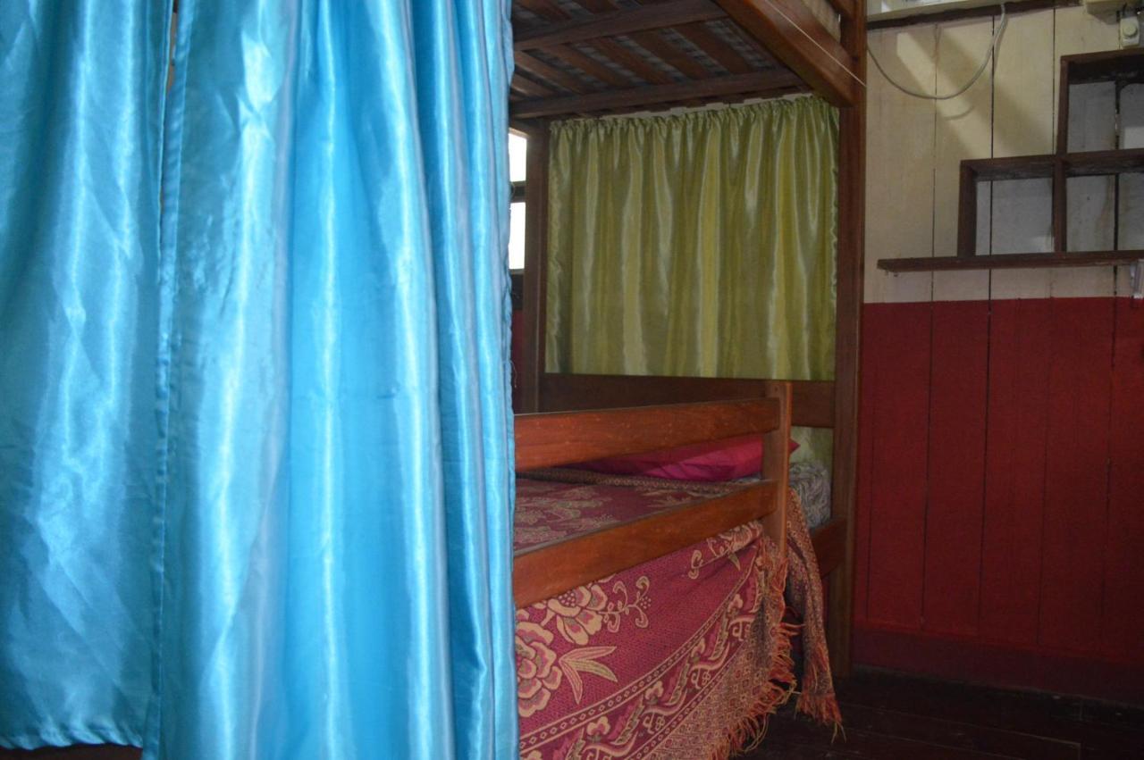 Hostel Vivacre Rio Branco Exterior photo